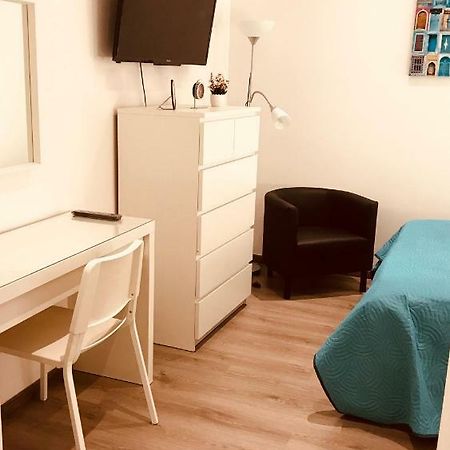 St. Julians Homestay Saint Julian's 外观 照片